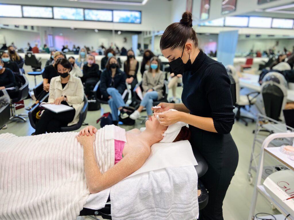 actions_pro_bts_esthetique_scotto_di_cesare_vannes
